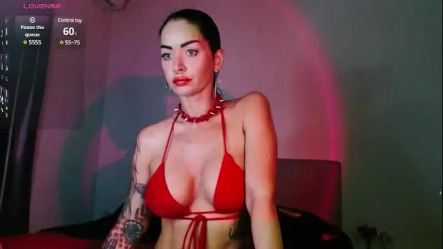 Image 4 of amber_tasty Stream on Chaturbate on 13 days ago