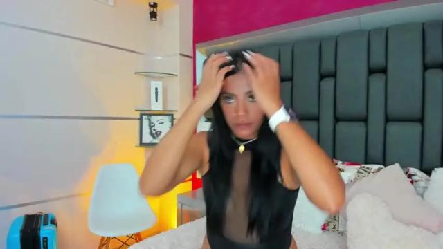 Image 4 of amber_villalobos Stream on Chaturbate on 12 months ago