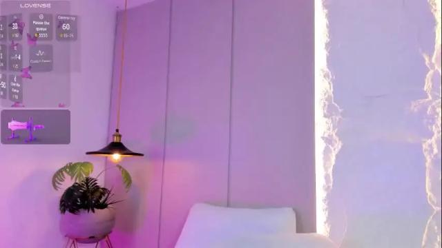 Image 2 of amber_white25 Stream on Chaturbate on 5 months ago