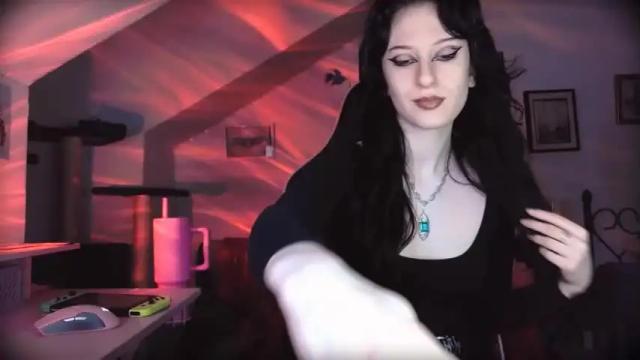 Image 3 of amberangel666 Stream on Chaturbate on 19 months ago