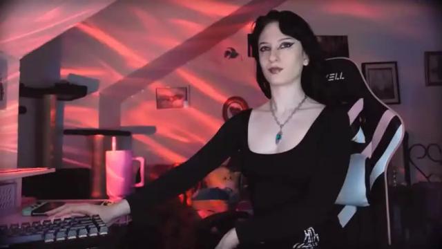Image 4 of amberangel666 Stream on Chaturbate on 19 months ago