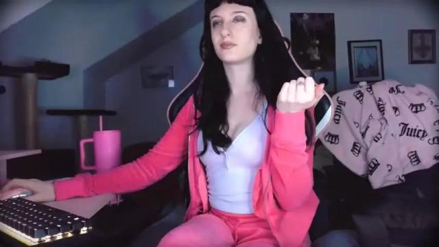 Image 12 of amberangel666 Stream on Chaturbate on 19 months ago