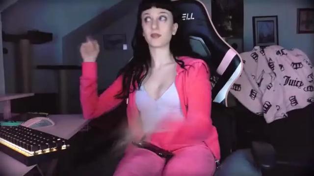 Image 3 of amberangel666 Stream on Chaturbate on 19 months ago