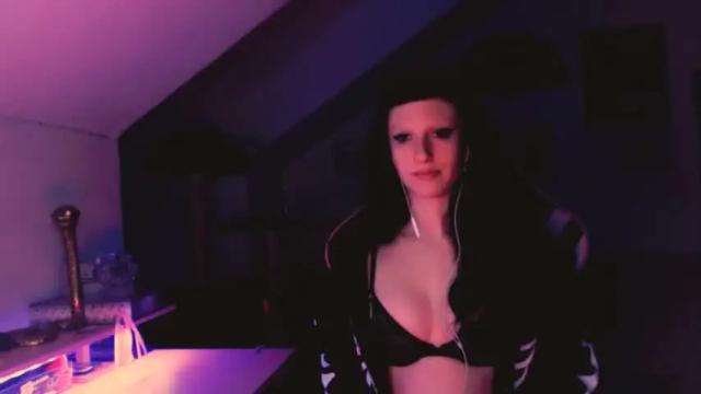 Image 3 of amberangel666 Stream on Chaturbate on 16 months ago