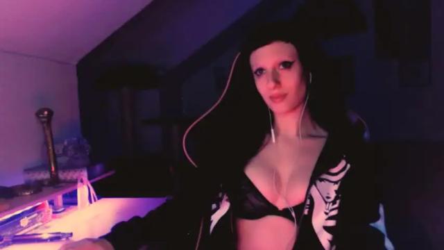 Image 8 of amberangel666 Stream on Chaturbate on 16 months ago