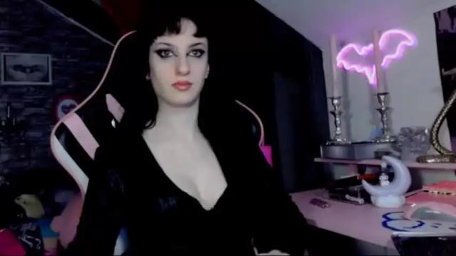 Image 11 of amberangel666 Stream on Chaturbate on 14 months ago