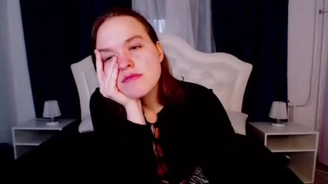 Image 2 of amberbrownnnn Stream on Chaturbate on 16 months ago