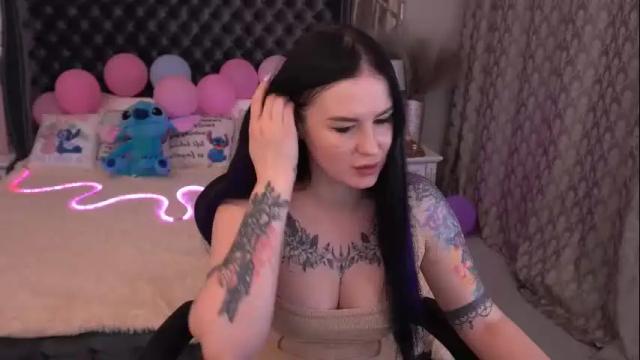 Image 2 of amberdismond Stream on Chaturbate on 3 days ago