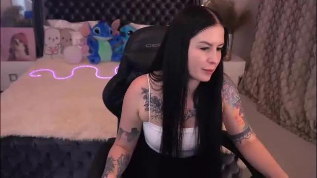 Image 2 of amberdismond Stream on Chaturbate on 1 month ago
