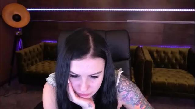 Image 11 of amberdismond Stream on Chaturbate on 29 days ago