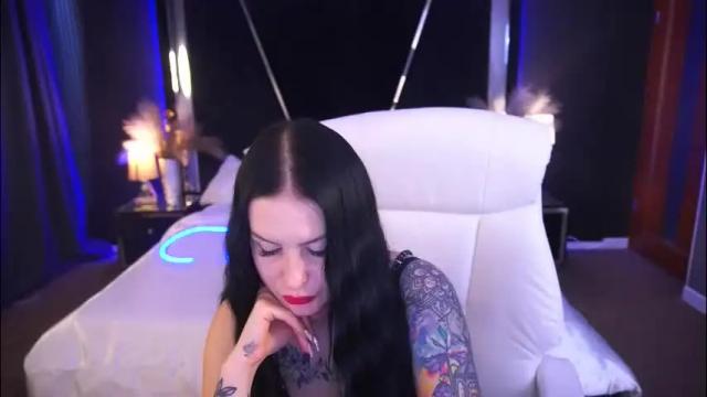 Image 6 of amberdismond Stream on Chaturbate on 21 days ago