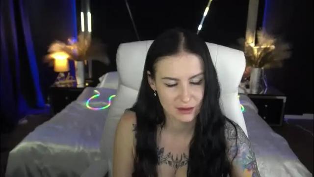 Image 3 of amberdismond Stream on Chaturbate on 2 months ago