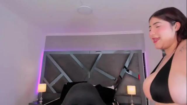 Image 11 of amberinihoffman Stream on Chaturbate on 1 month ago