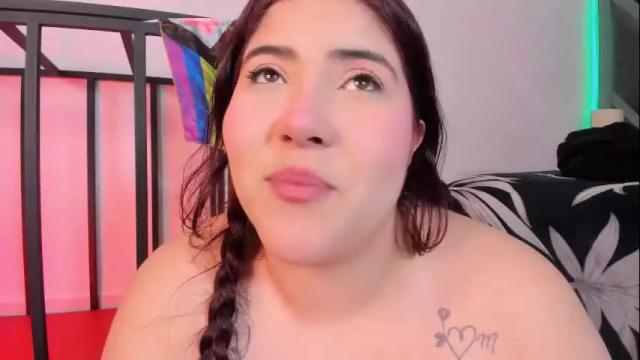 Image 2 of amberinihoffman Stream on Chaturbate on 1 month ago