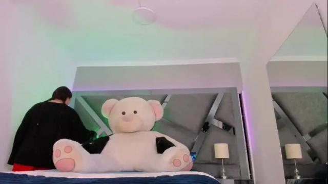 Image 2 of amberinihoffman Stream on Chaturbate on 7 days ago