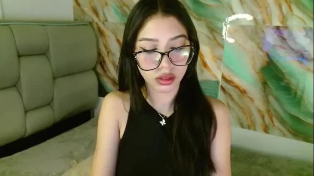 Image 2 of amberjeong Stream on Chaturbate on 1 month ago