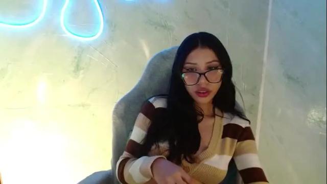 Image 8 of amberjeong Stream on Chaturbate on 13 days ago