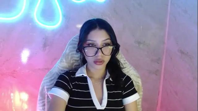 Image 11 of amberjeong Stream on Chaturbate on 4 days ago