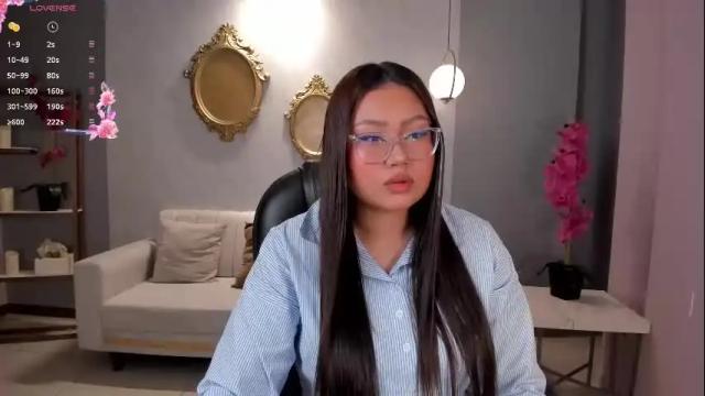 Image 2 of amberlewis_ Stream on Chaturbate on 1 month ago