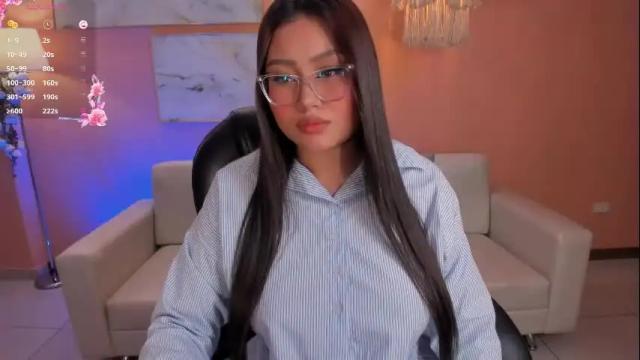 Thumbnail 2, amberlewis_'s Stream at Chaturbate, 8 days ago
