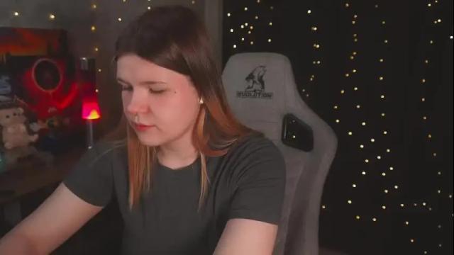 Image 4 of amberlyyy Stream on Chaturbate on 1 month ago
