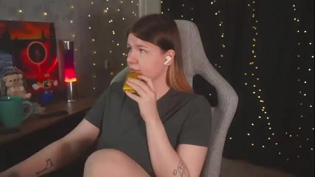 Image 10 of amberlyyy Stream on Chaturbate on 18 days ago