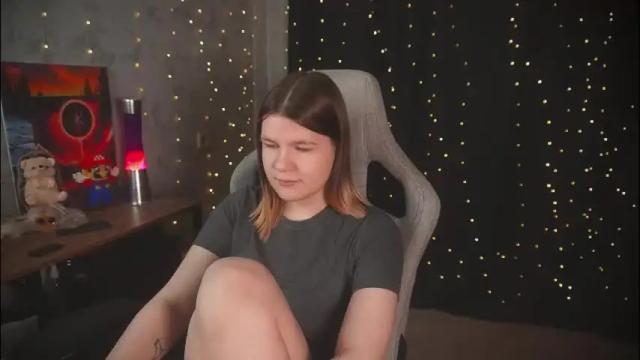 Image 4 of amberlyyy Stream on Chaturbate on 6 days ago