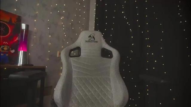 Image 11 of amberlyyy Stream on Chaturbate on 8 hours ago