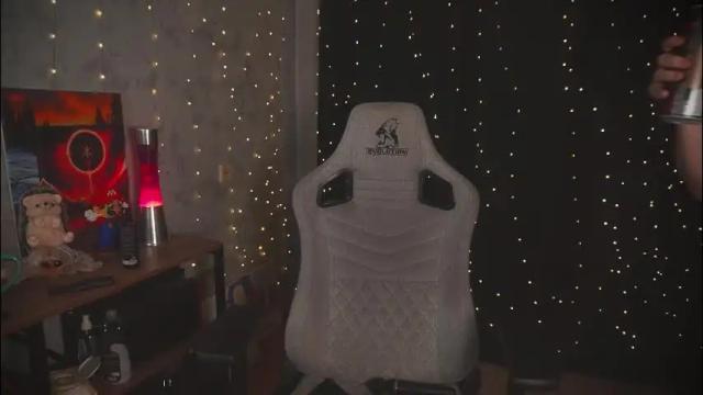 Image 11 of amberlyyy Stream on Chaturbate on 2 months ago