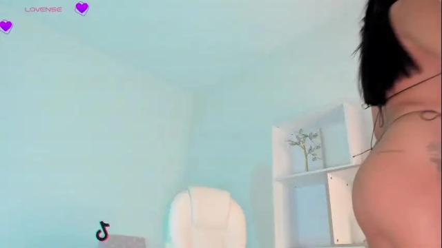 Image 8 of ambermiller04 Stream on Chaturbate on 1 month ago
