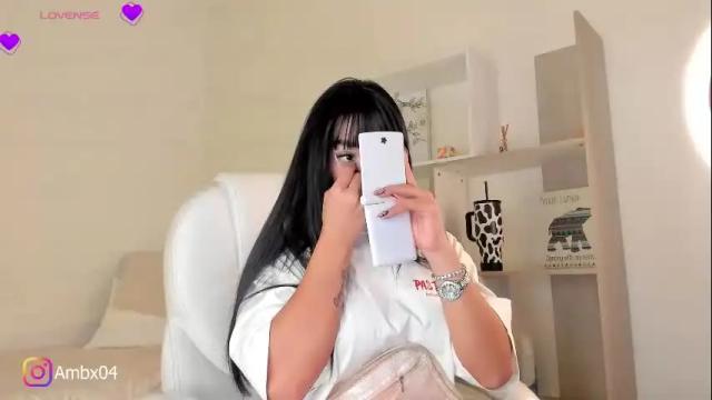 Image 4 of ambermiller04 Stream on Chaturbate on 22 days ago