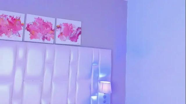 Image 10 of ambermoss1 Stream on Chaturbate on 1 month ago