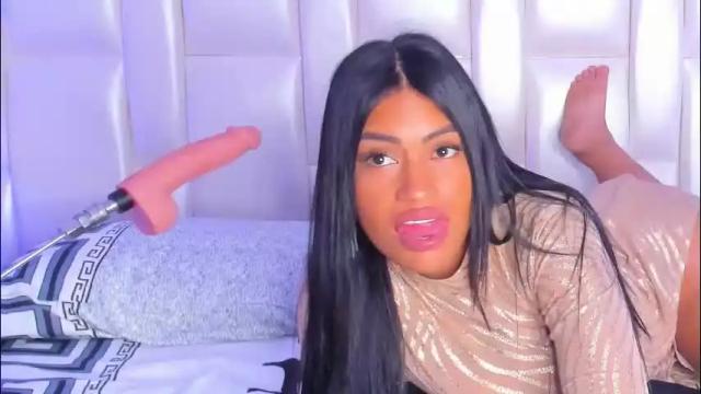 Image 11 of ambermoss1 Stream on Chaturbate on 1 month ago