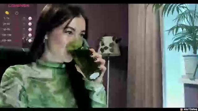 Image 2 of amberr_moon Stream on Chaturbate on 17 months ago