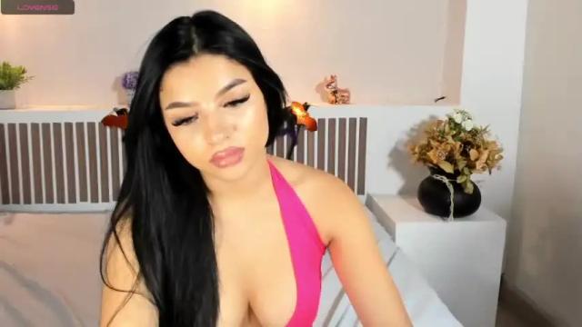 Image 2 of amberradams1 Stream on Chaturbate on 20 months ago