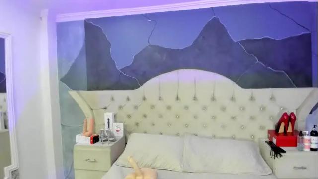 Image 6 of amberrgrey_ Stream on Chaturbate on 1 month ago