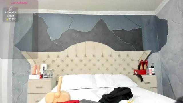 Image 6 of amberrgrey_ Stream on Chaturbate on 8 days ago