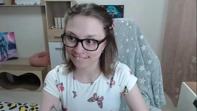 Image 4 of ambersimard Stream on Chaturbate on 4 months ago