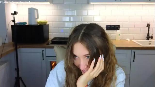 Image 12 of ambertan1 Stream on Chaturbate on 6 months ago