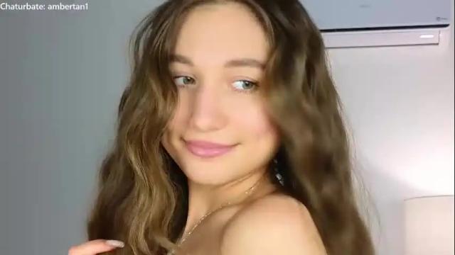 Image 3 of ambertan1 Stream on Chaturbate on 6 months ago