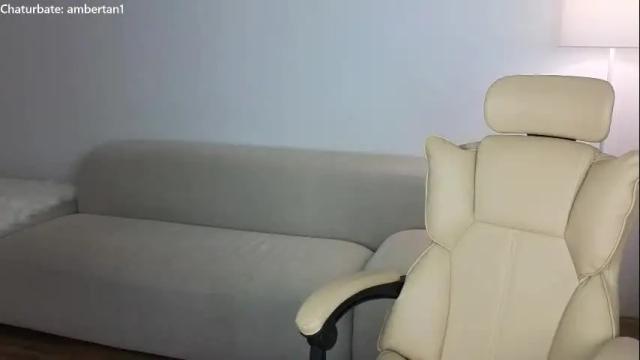 Image 2 of ambertan1 Stream on Chaturbate on 5 months ago