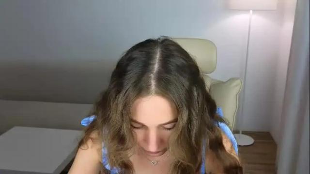 Image 2 of ambertan1 Stream on Chaturbate on 3 months ago