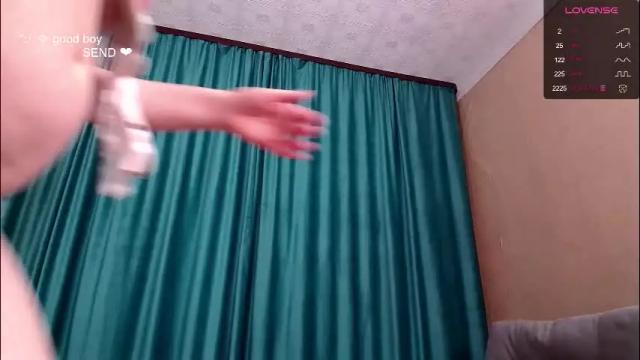 Image 12 of ambrosia_nectar Stream on Chaturbate on 1 month ago