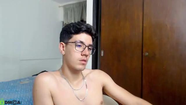 Image 11 of ameli_and_lucas Stream on Chaturbate on 16 months ago