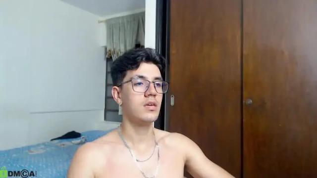 Image 6 of ameli_and_lucas Stream on Chaturbate on 16 months ago