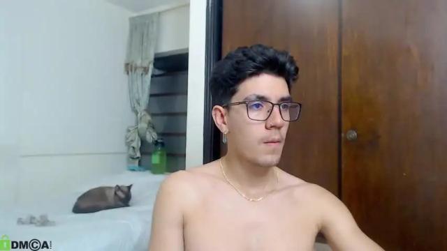 Image 4 of ameli_and_lucas Stream on Chaturbate on 15 months ago