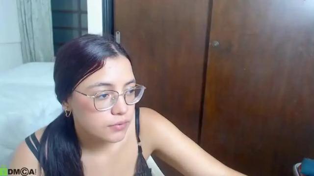 Image 6 of ameli_and_lucas Stream on Chaturbate on 15 months ago