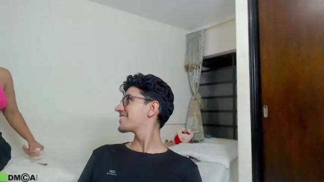 Image 12 of ameli_and_lucas Stream on Chaturbate on 15 months ago