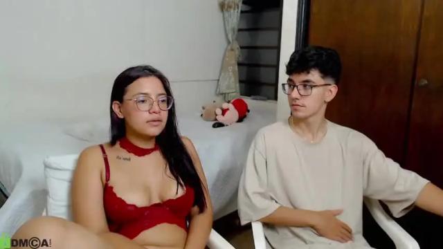 Image 6 of ameli_and_lucas Stream on Chaturbate on 15 months ago