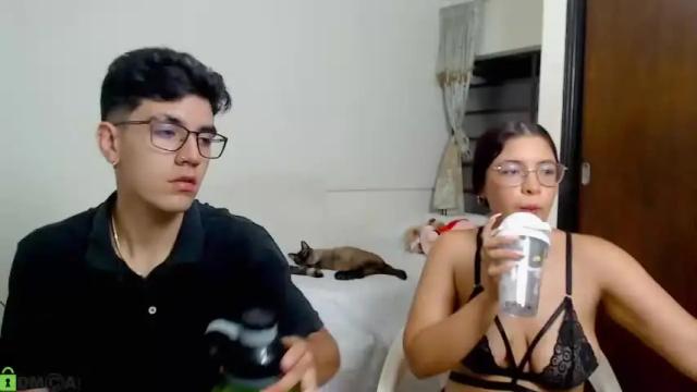 Image 12 of ameli_and_lucas Stream on Chaturbate on 15 months ago